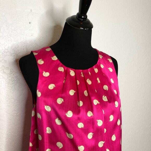 Anthropologie Postmark pink snail print split back silk top size 4 - Picture 2 of 13